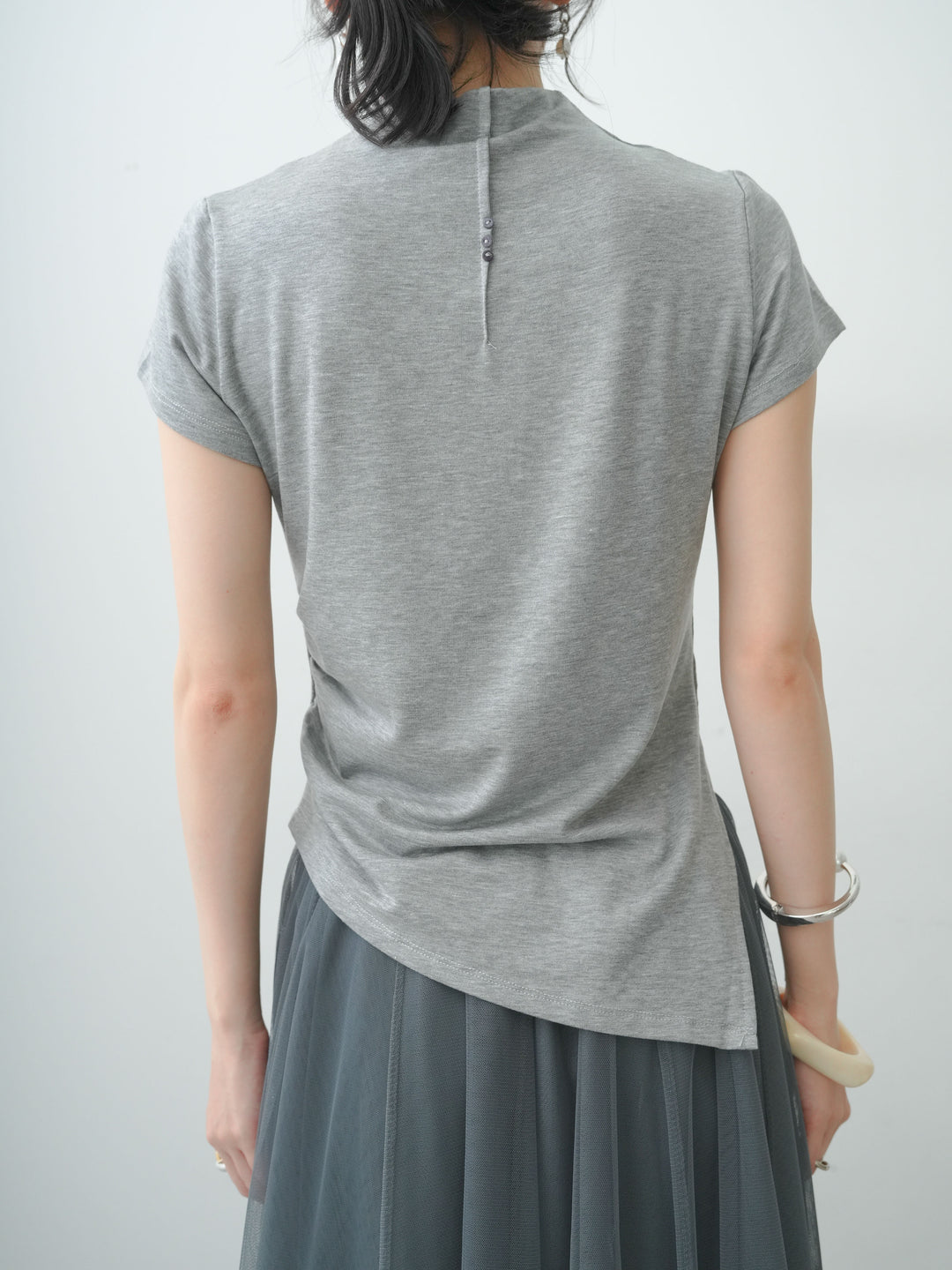[予約]ヘムアシメバックボタンデザインフレンチトップ/gray