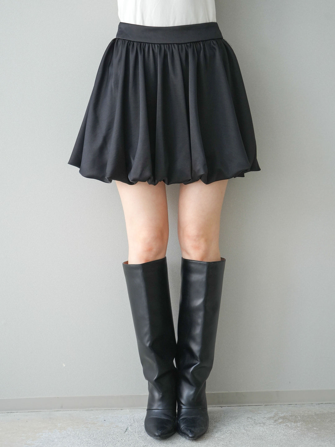 [予約]サテンバルーンミニスカート/black