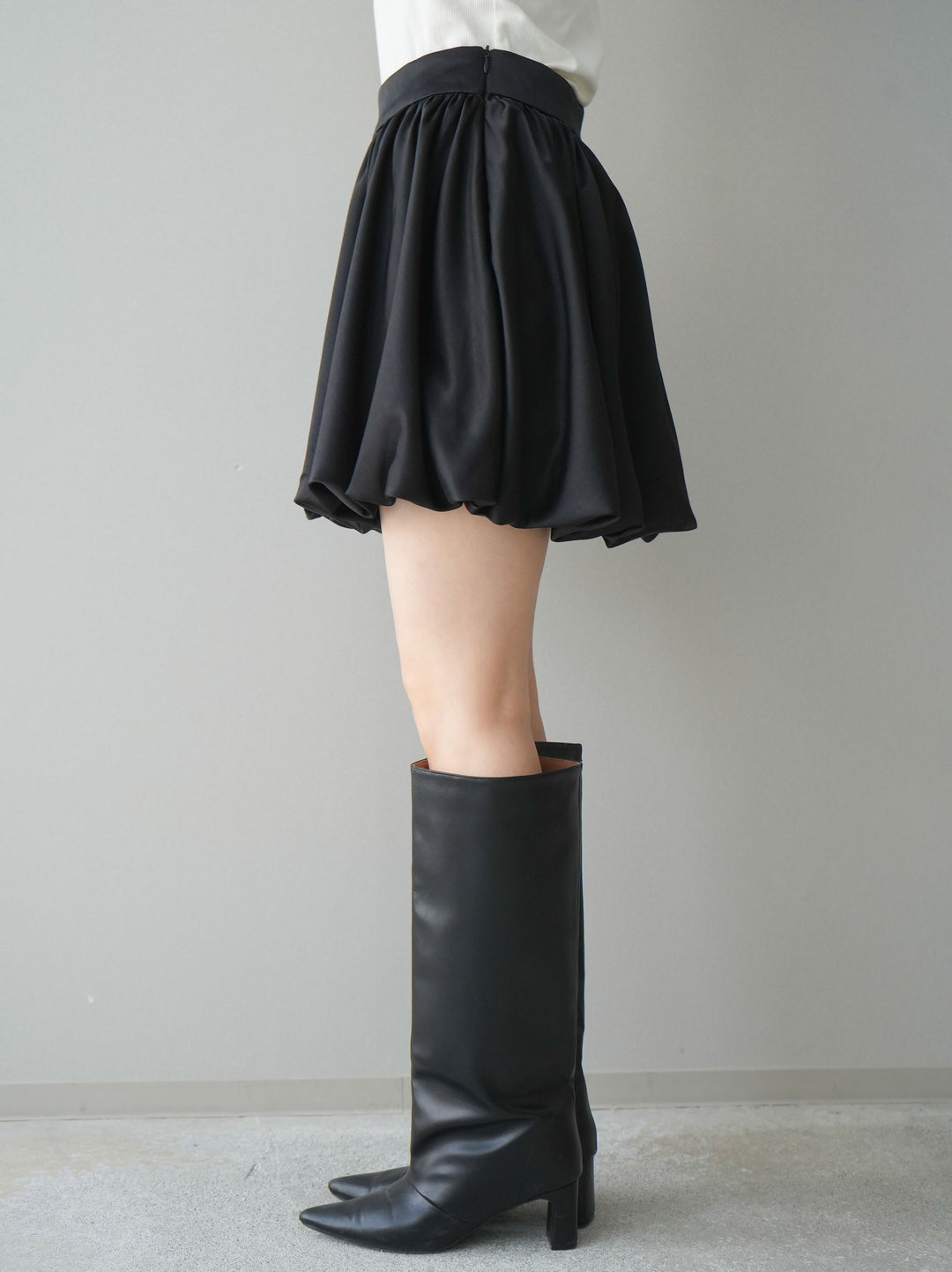 [予約]サテンバルーンミニスカート/black