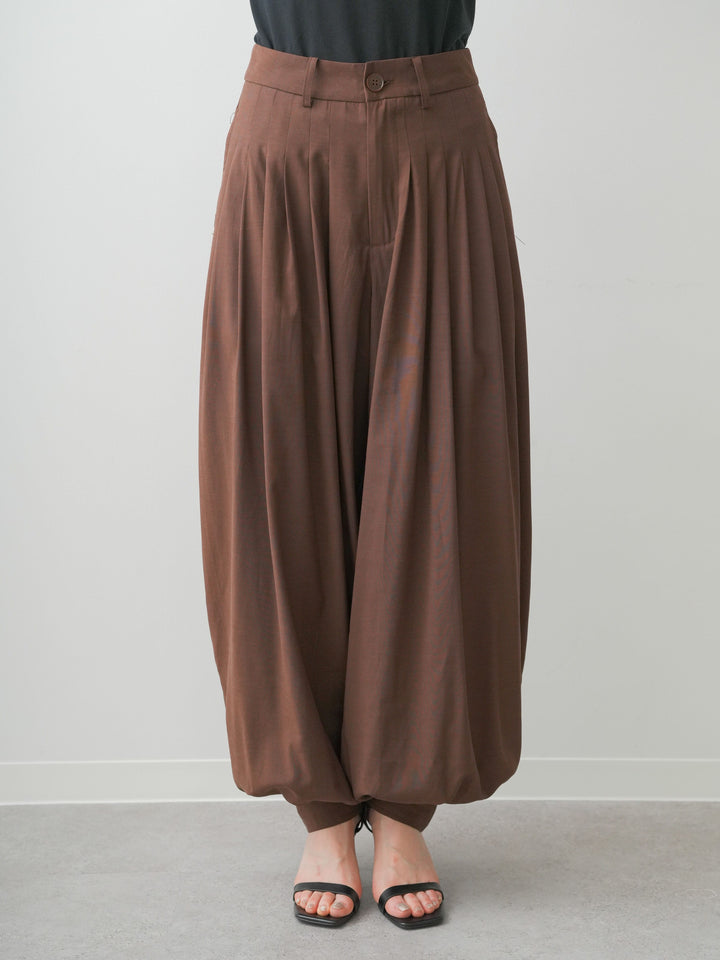 [予約]カフヘムタックコクーンパンツ/brown