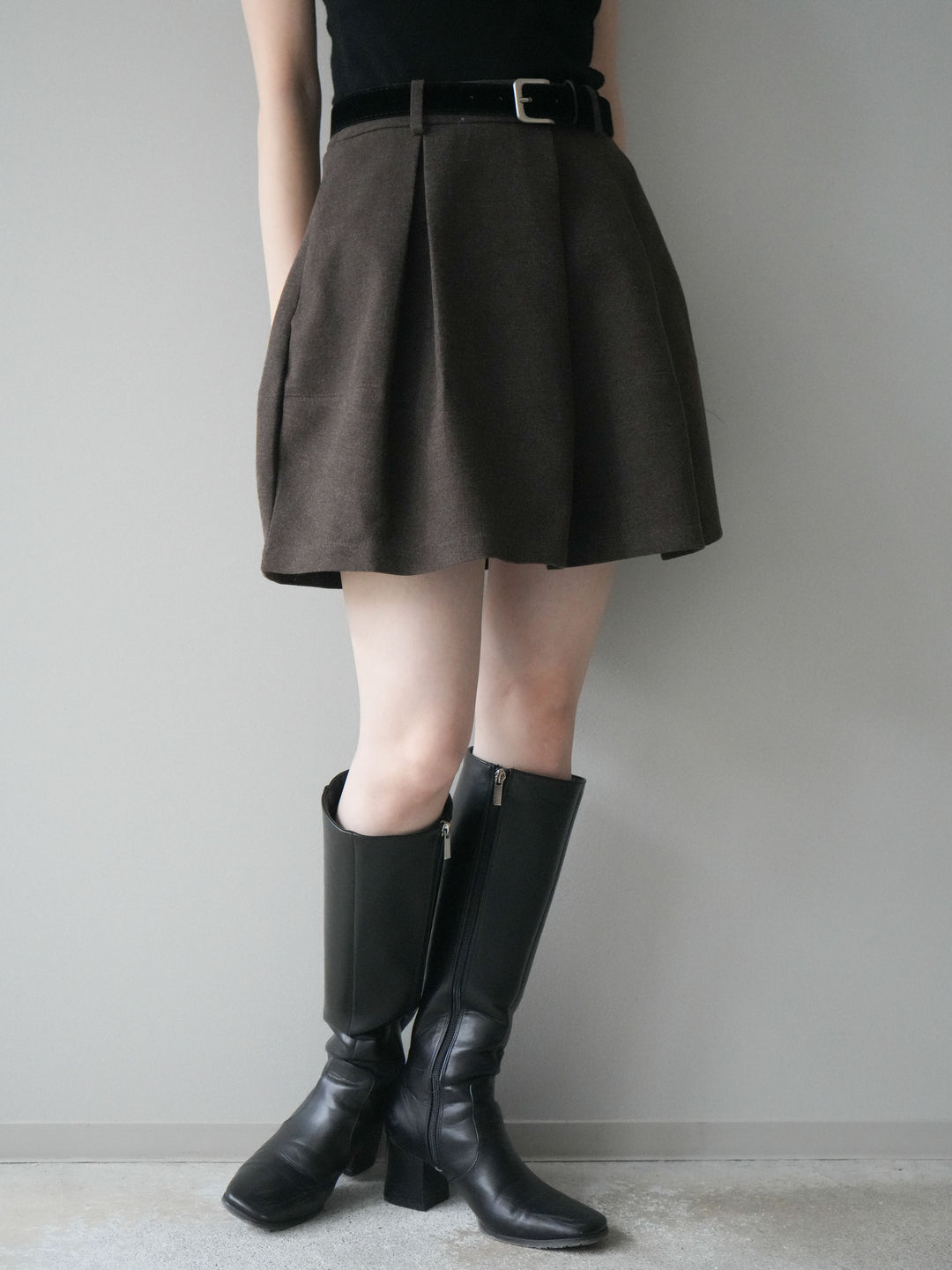 [予約]ベルト付きタックミニスカート/brown