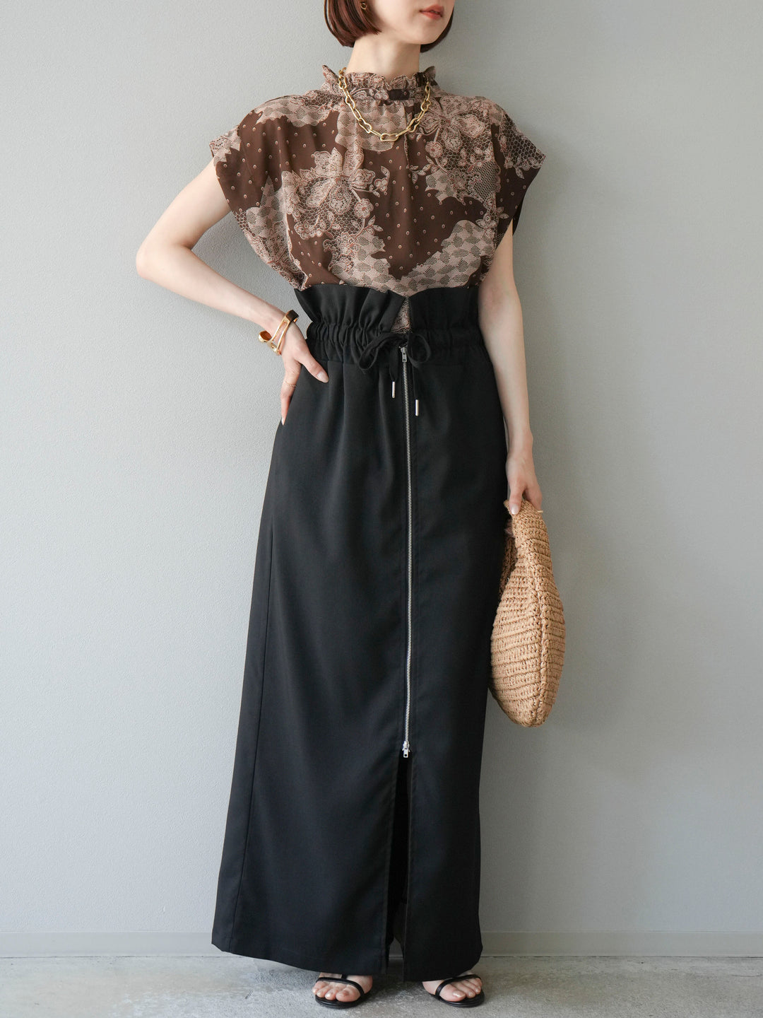 [予約]フラワーパターンフレンチスリーブブラウス/ブラウン