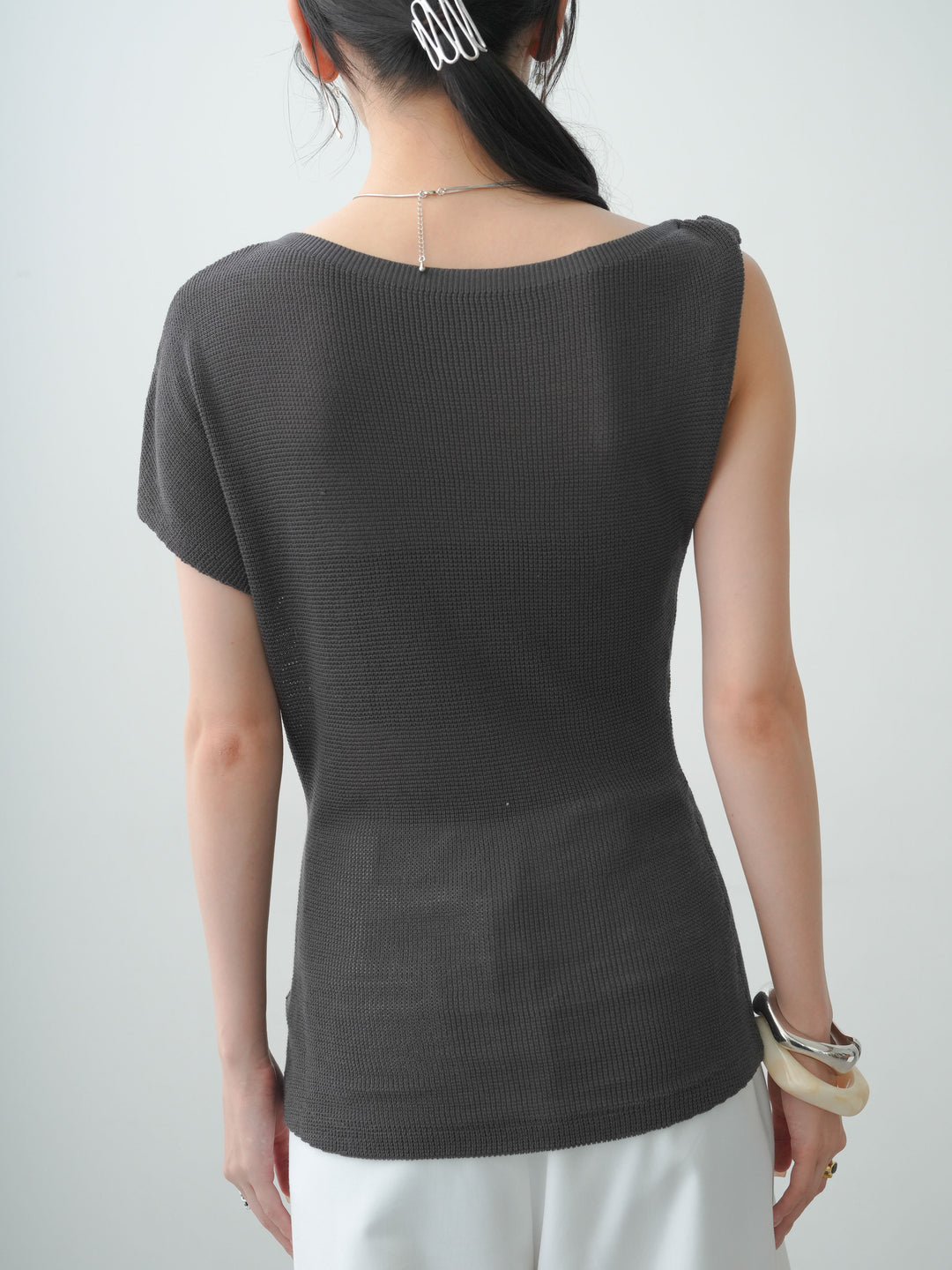 [予約]ショルダーツイストノースリニットトップス/gray