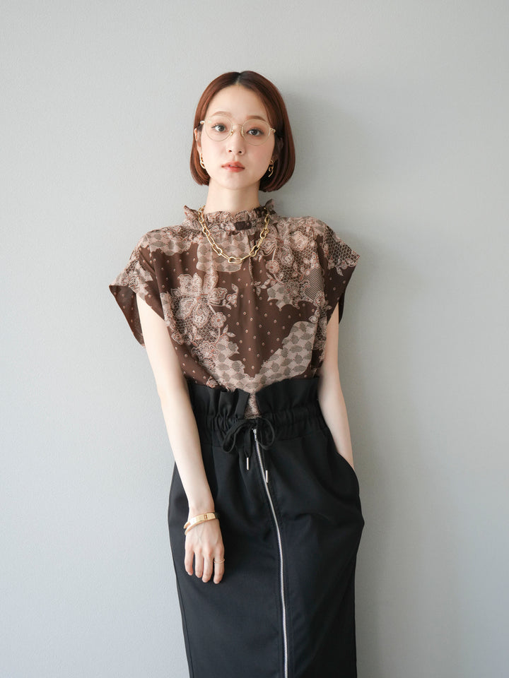 [予約]フラワーパターンフレンチスリーブブラウス/ブラウン