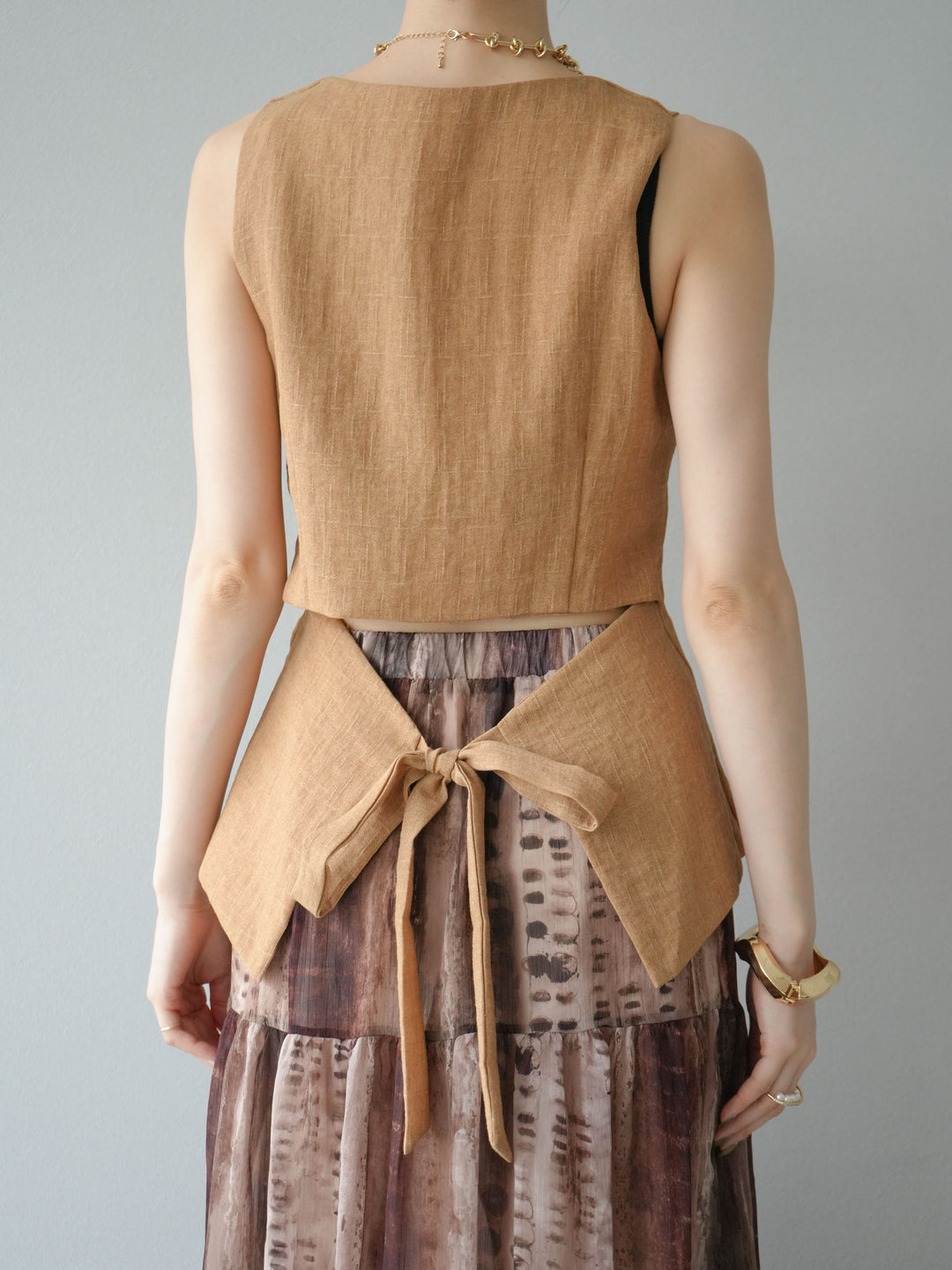 [SET]リネンタッチバックオープンベスト＆ニュアンス柄マキシスカートSET UP(2set)