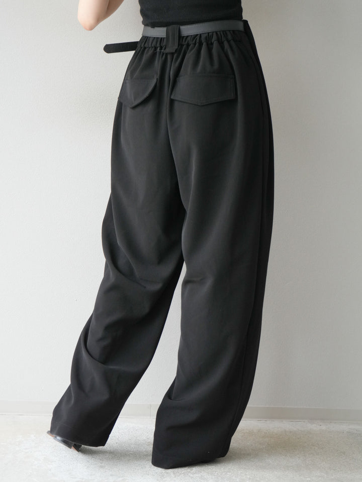 [予約]ベルト付タックワイドパンツ/ブラック