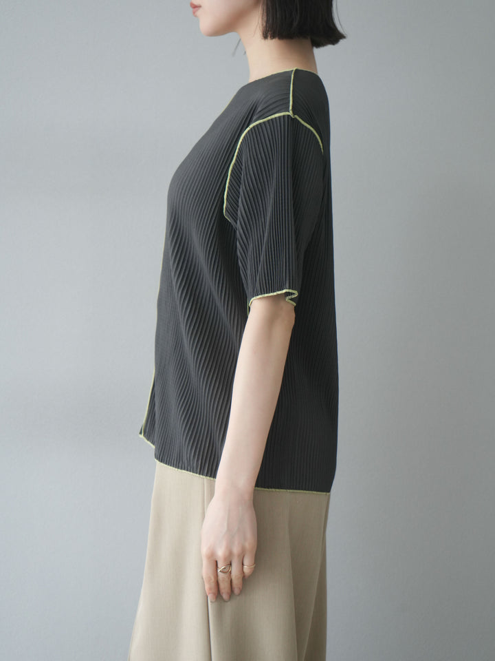 [予約]配色メロープリーツハーフスリーブトップス/ブラック