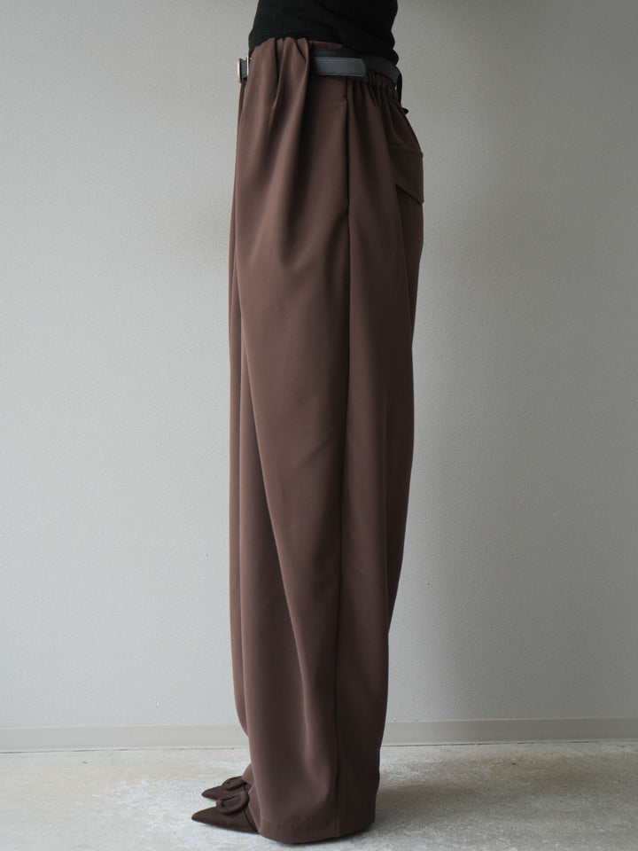 [予約]ベルト付タックワイドパンツ/ブラウン