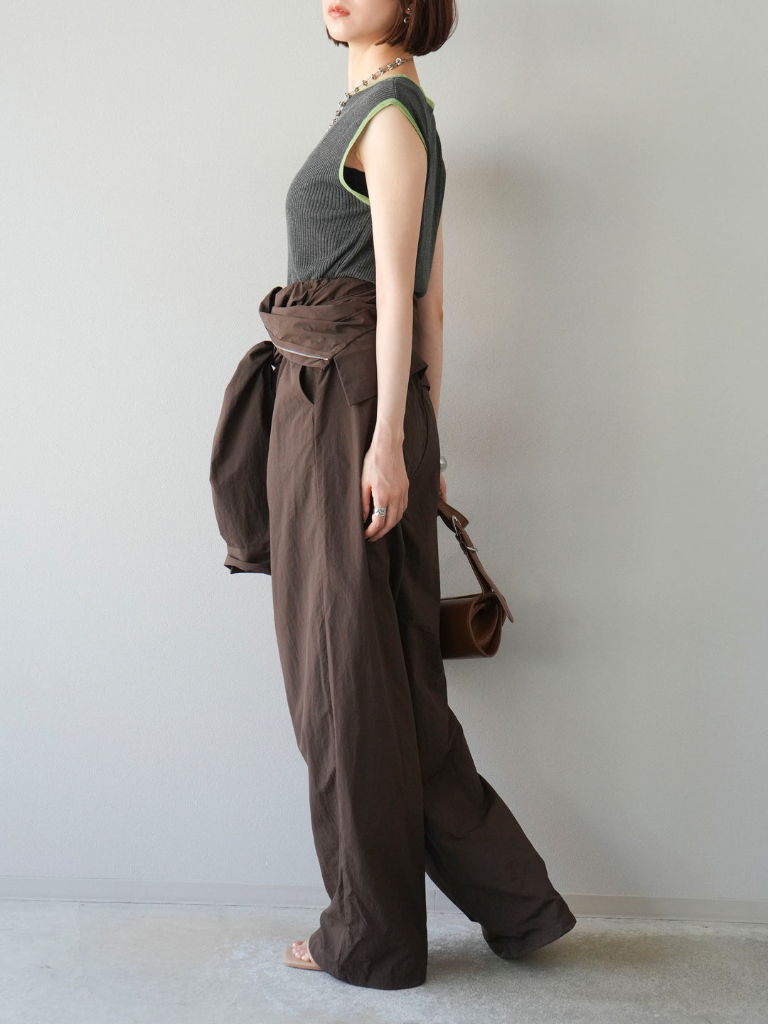 [予約]ナイロンジャンプスーツ/ブラウン