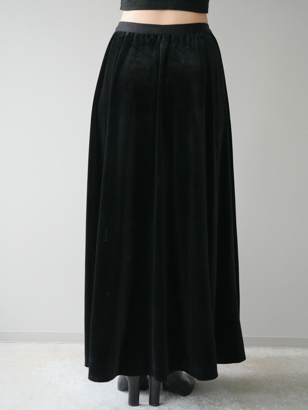 [予約]ベロアフレアスカート/black