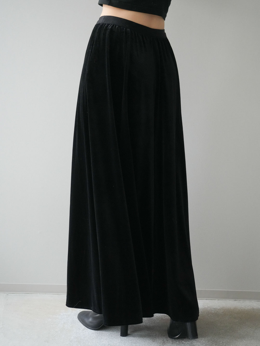 [予約]ベロアフレアスカート/black