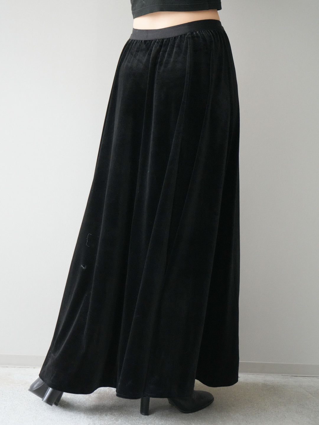 [予約]ベロアフレアスカート/black