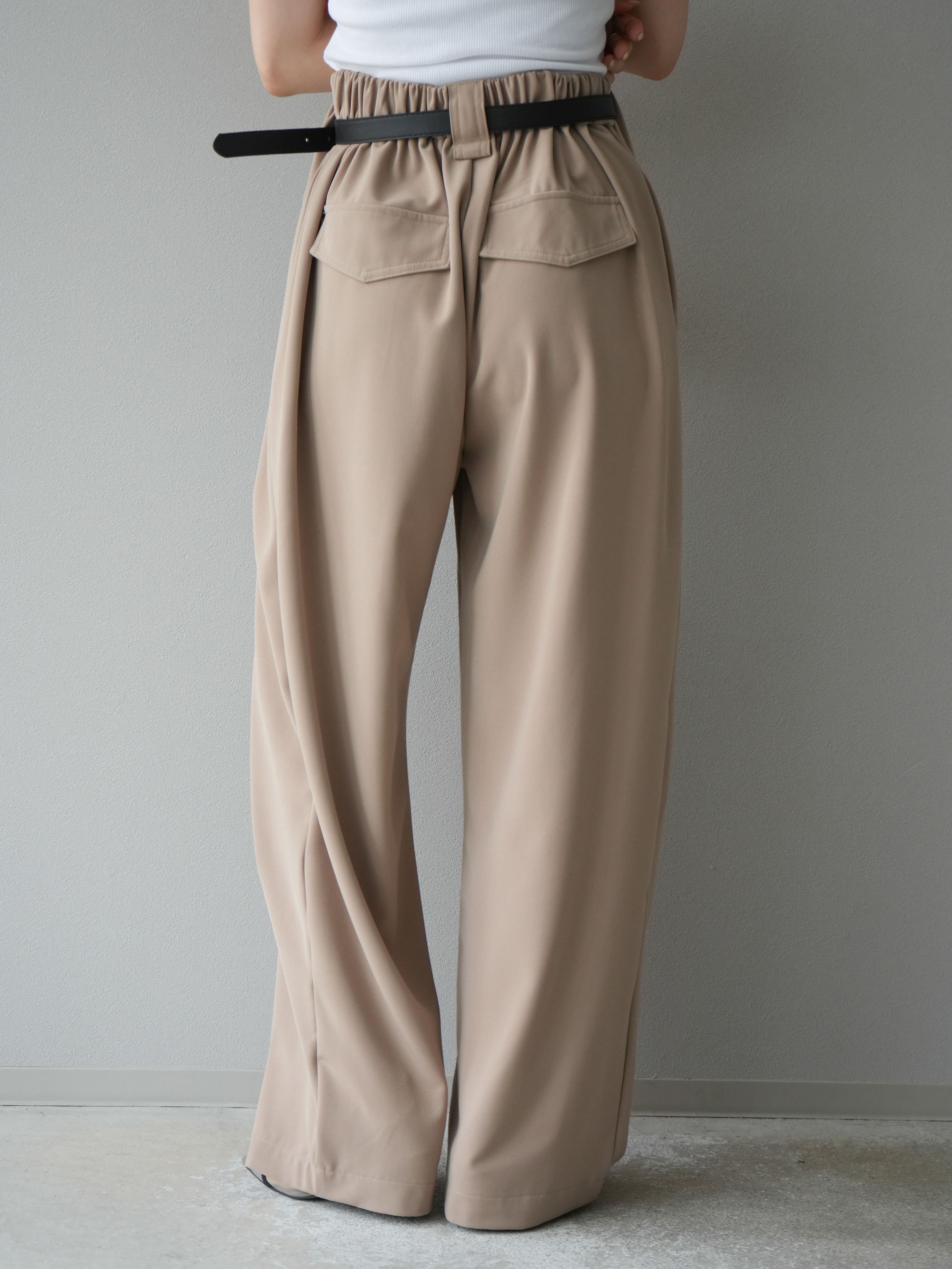 予約]ベルト付タックワイドパンツ/ベージュ – Lumier