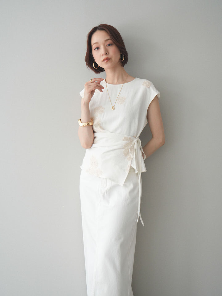 [SET]リネンタッチフラワージャガードトップス+選べるアクセセット(2set)