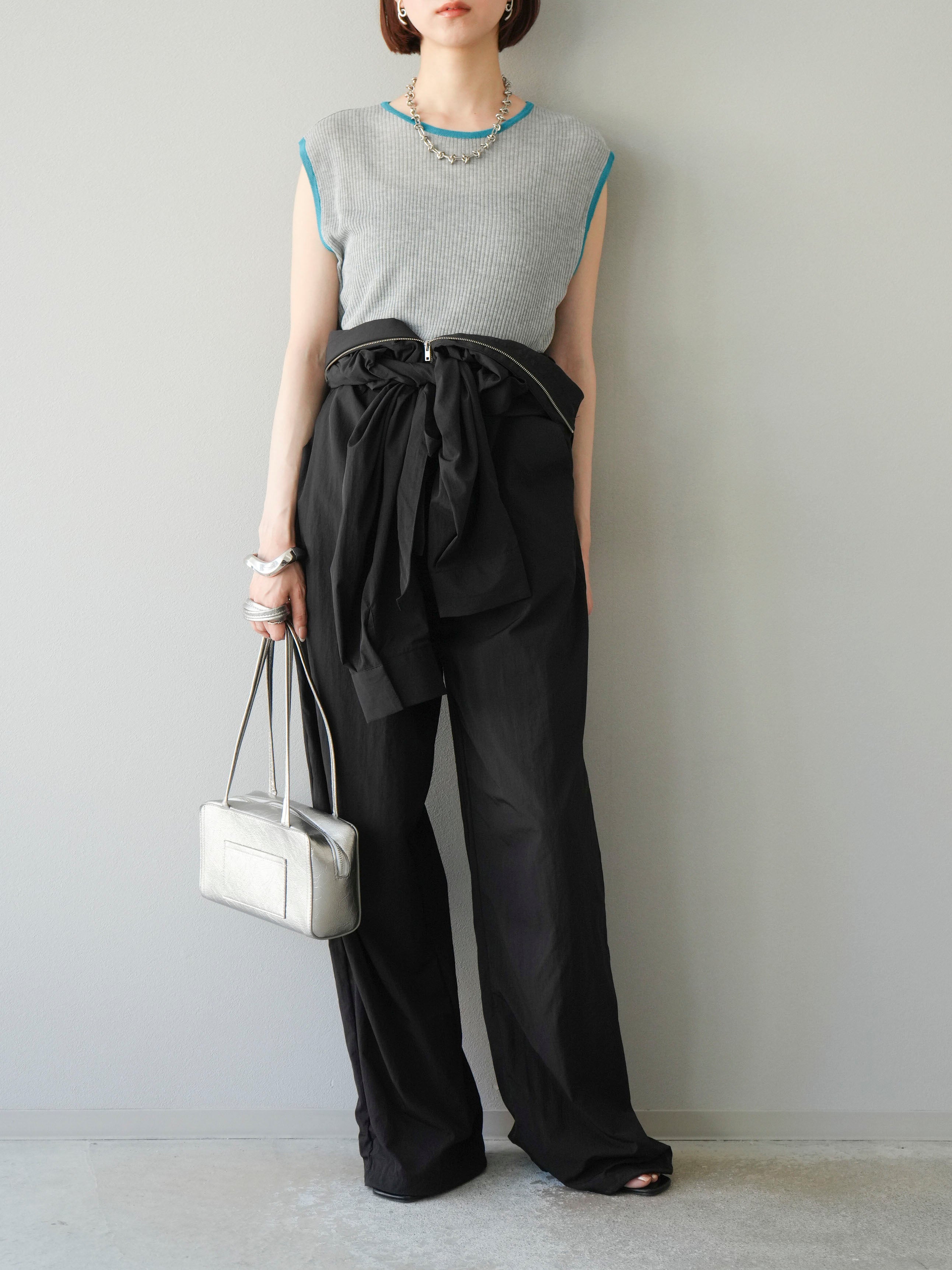 予約]ナイロンジャンプスーツ/ブラック – Lumier