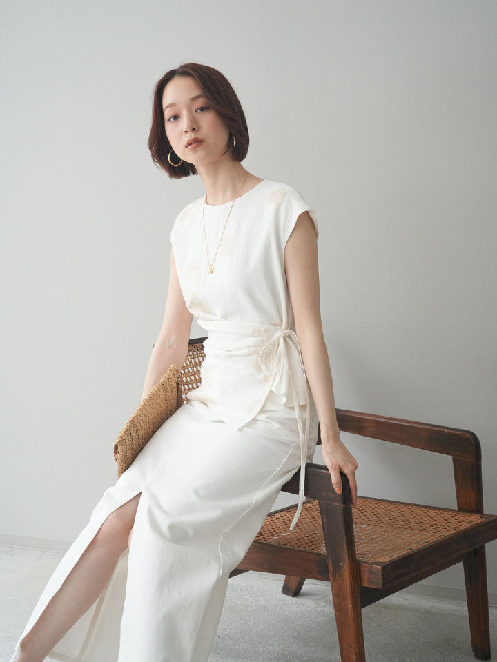 [SET]リネンタッチフラワージャガードトップス+選べるアクセセット(2set)