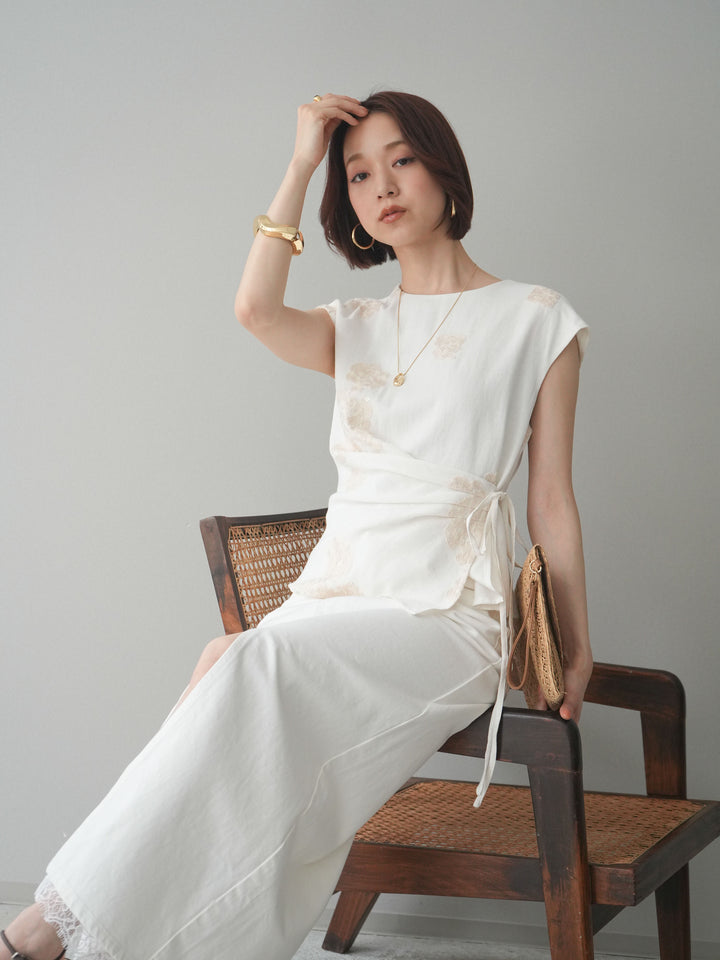 [SET]リネンタッチフラワージャガードトップス+選べるアクセセット(2set)