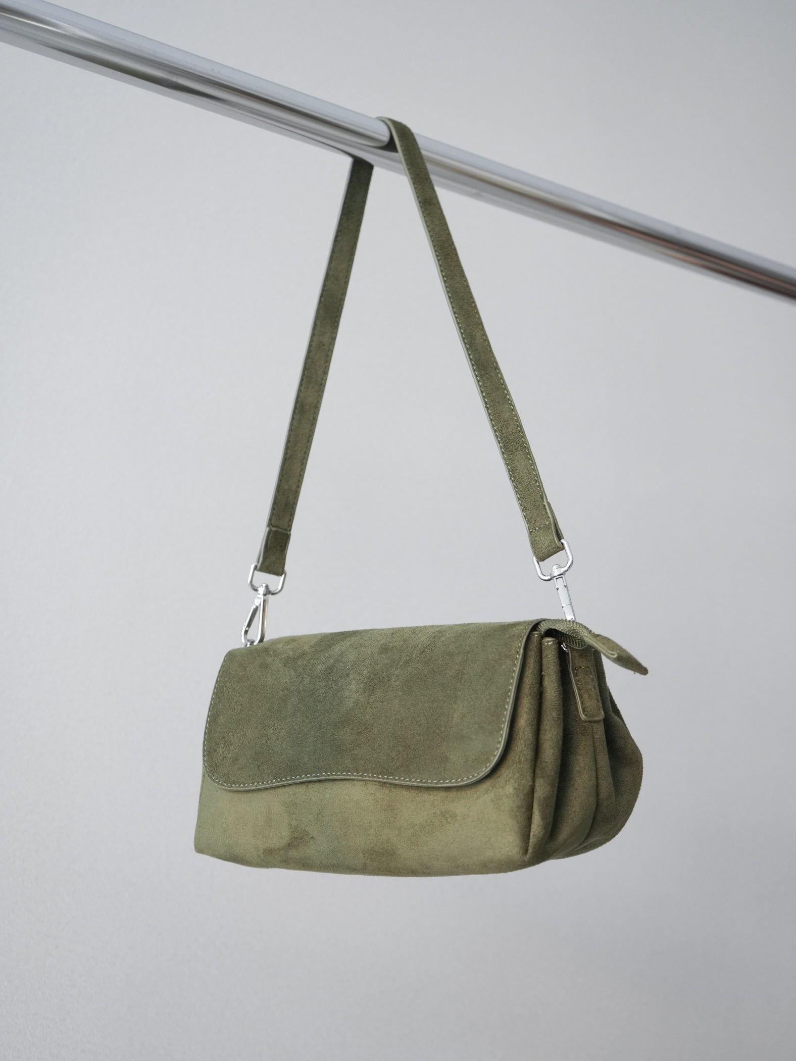 予約]2WAYショルダースエードミニBAG/green – Lumier