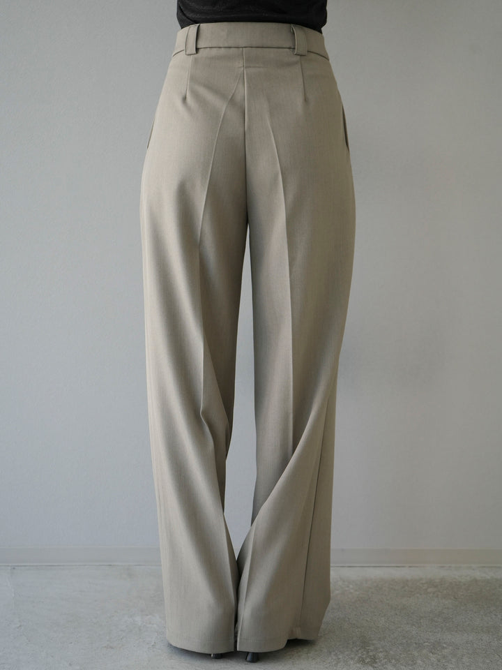 [Pre-order] 3-pleat wide pants/beige