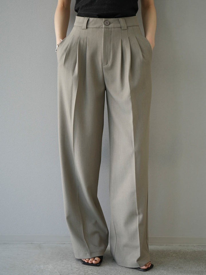 [Pre-order] 3-pleat wide pants/beige