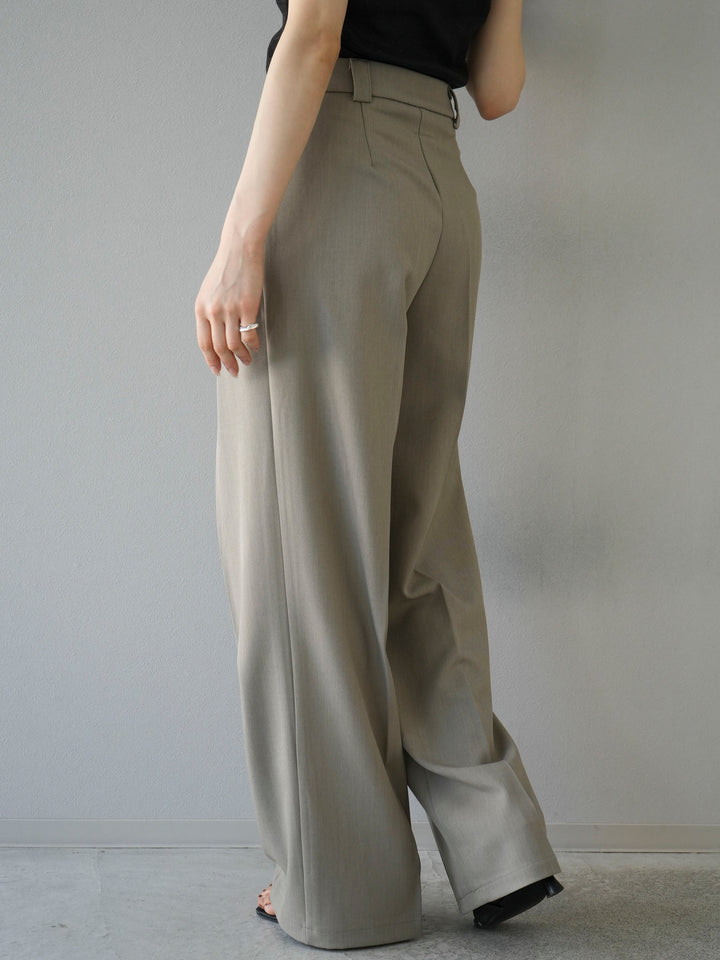 [Pre-order] 3-pleat wide pants/beige