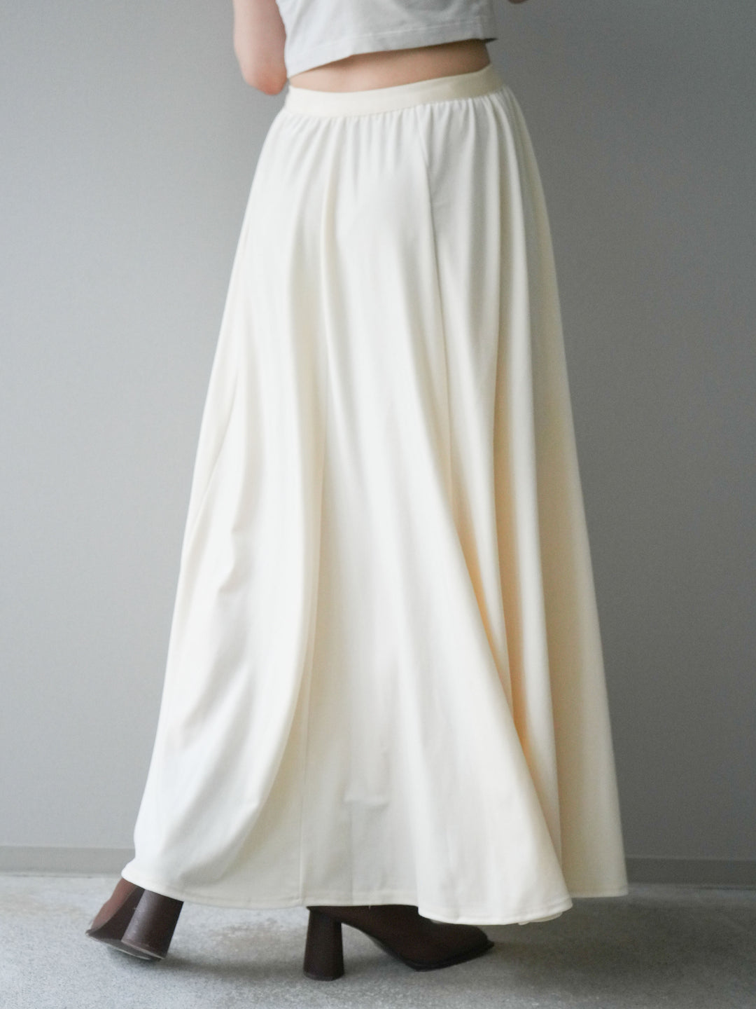 [予約]ベロアフレアスカート/off