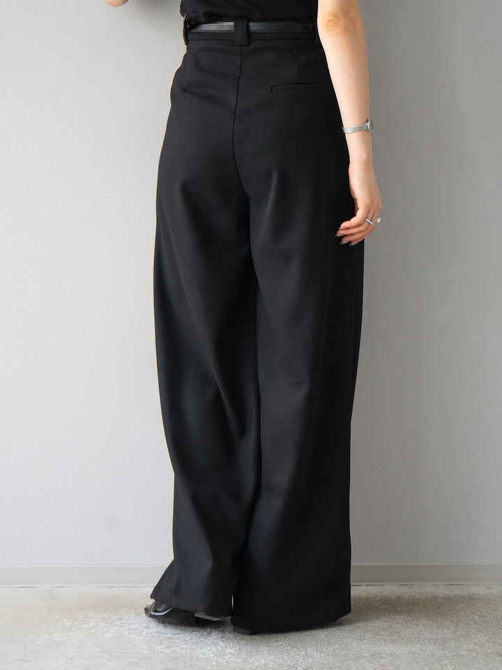 【預購】繫腰帶羊毛觸感寬褲/黑