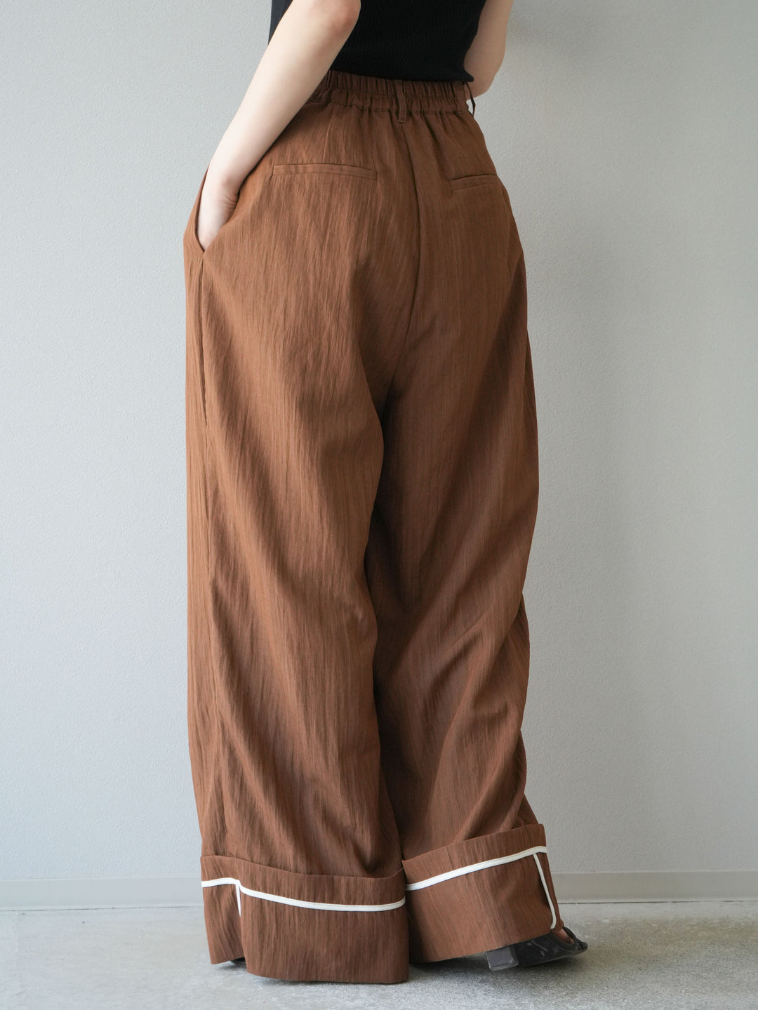【預購】仿麻下擺寬褲/棕色