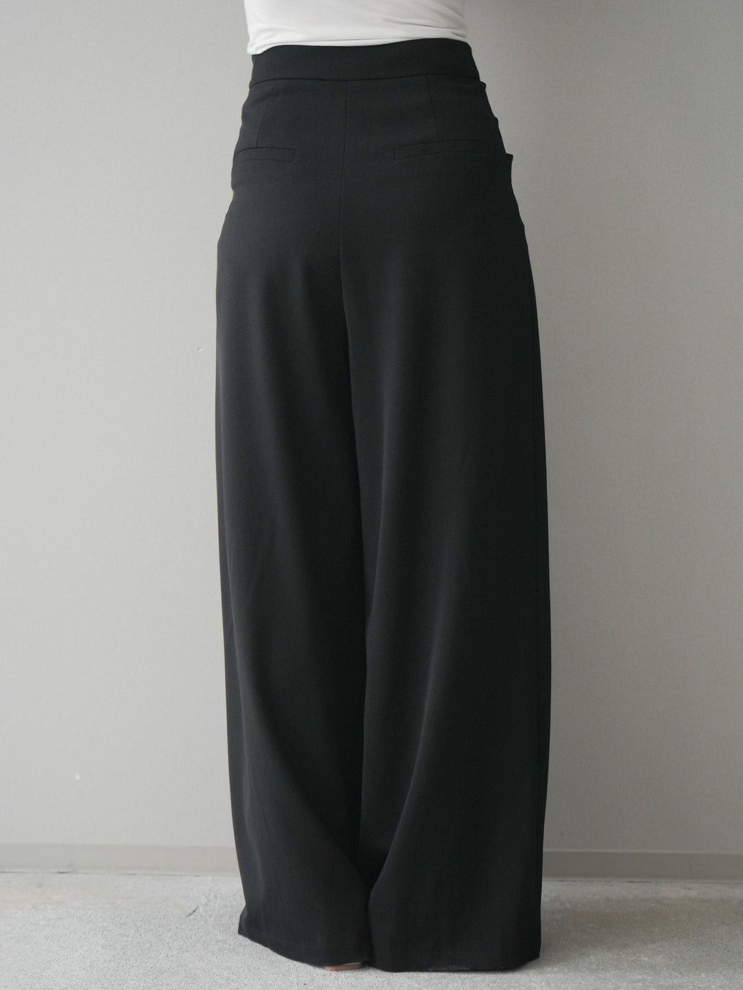 [予約]ラッフルベルトワイドパンツ/black