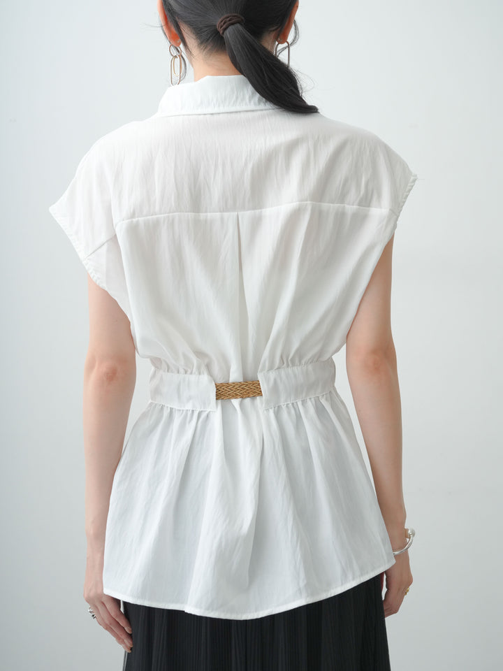 [予約]メッシュベルト付ウエストギャザーノースリーブシャツ/white