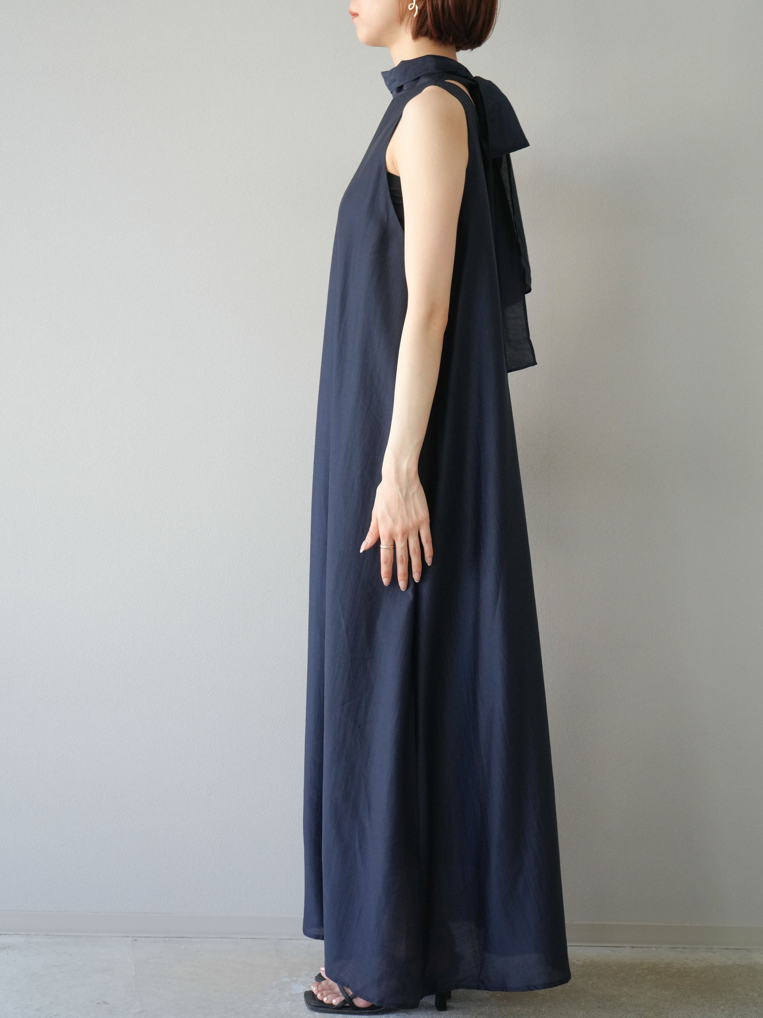 予約]シアーホルターバックオープンワンピース/ネイビー – Lumier
