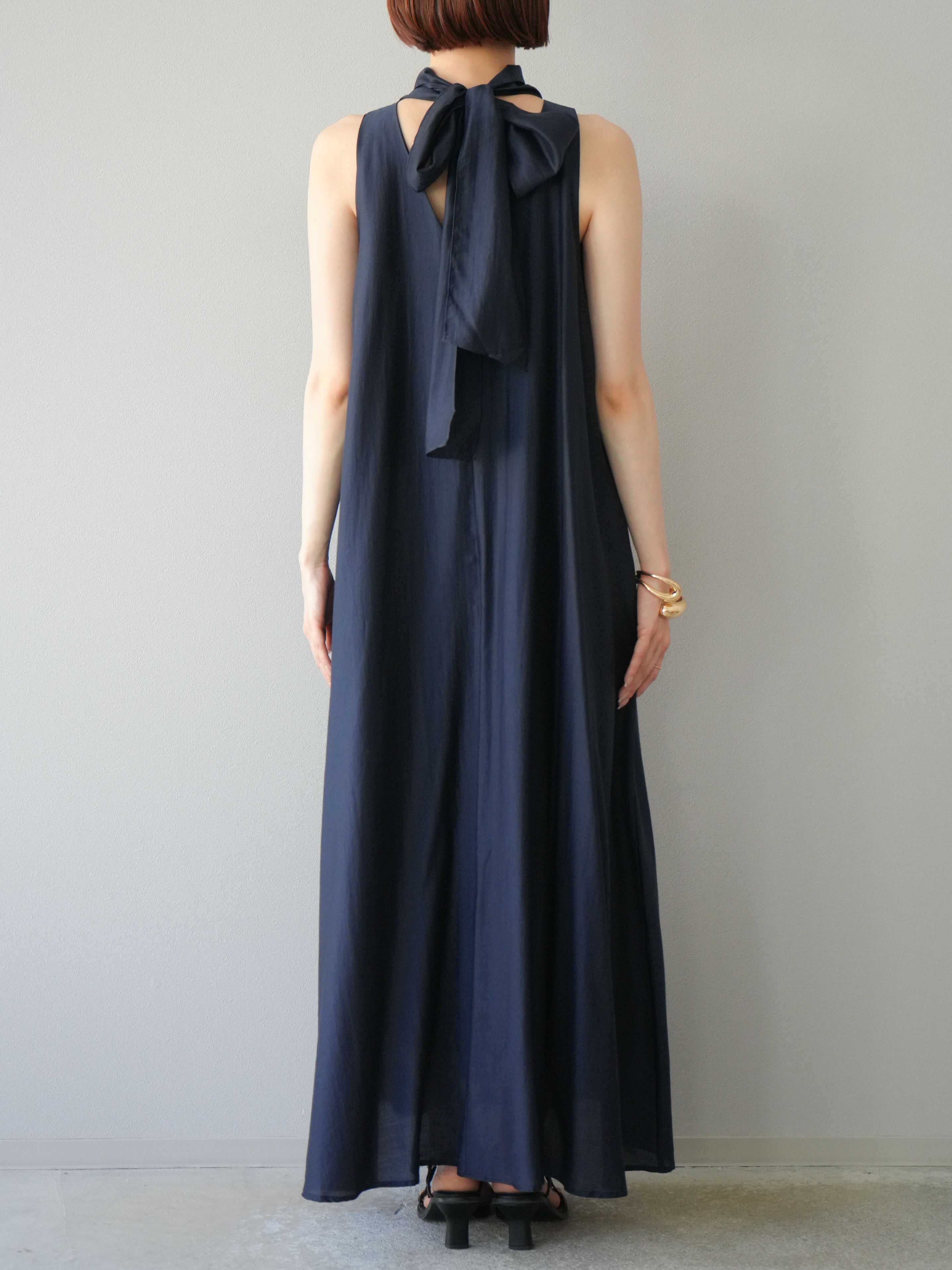 Miel　Aワンピ　ネイビー 予約]シアーホルターバックオープンワンピース/ネイビー – Lumier