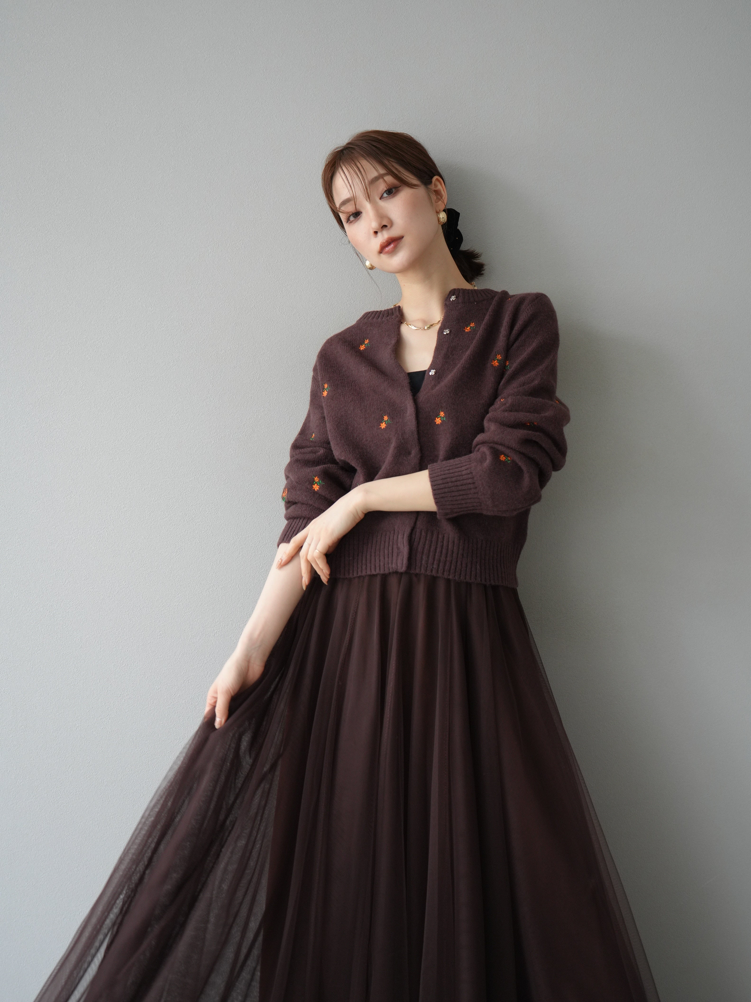 【TONET】フラワー刺繍ニットカーディガン 42 フラワー刺繍ニットカーディガン(グレー) - seventen