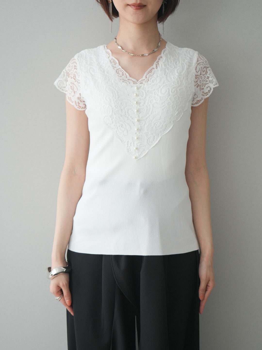 [予約]パールボタンレース切替ニットトップス/white
