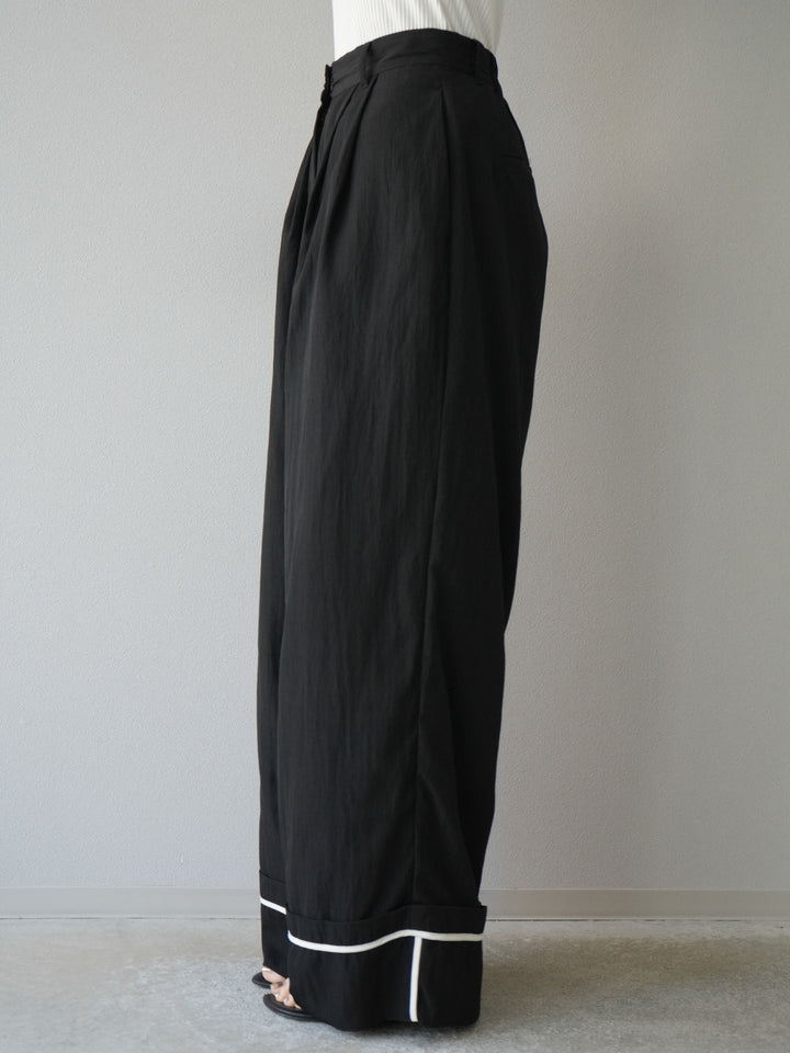 【預購】仿亞麻下擺迴力寬褲/黑色