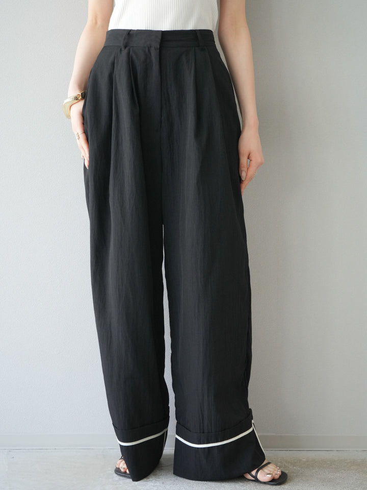 【預購】仿亞麻下擺迴力寬褲/黑色