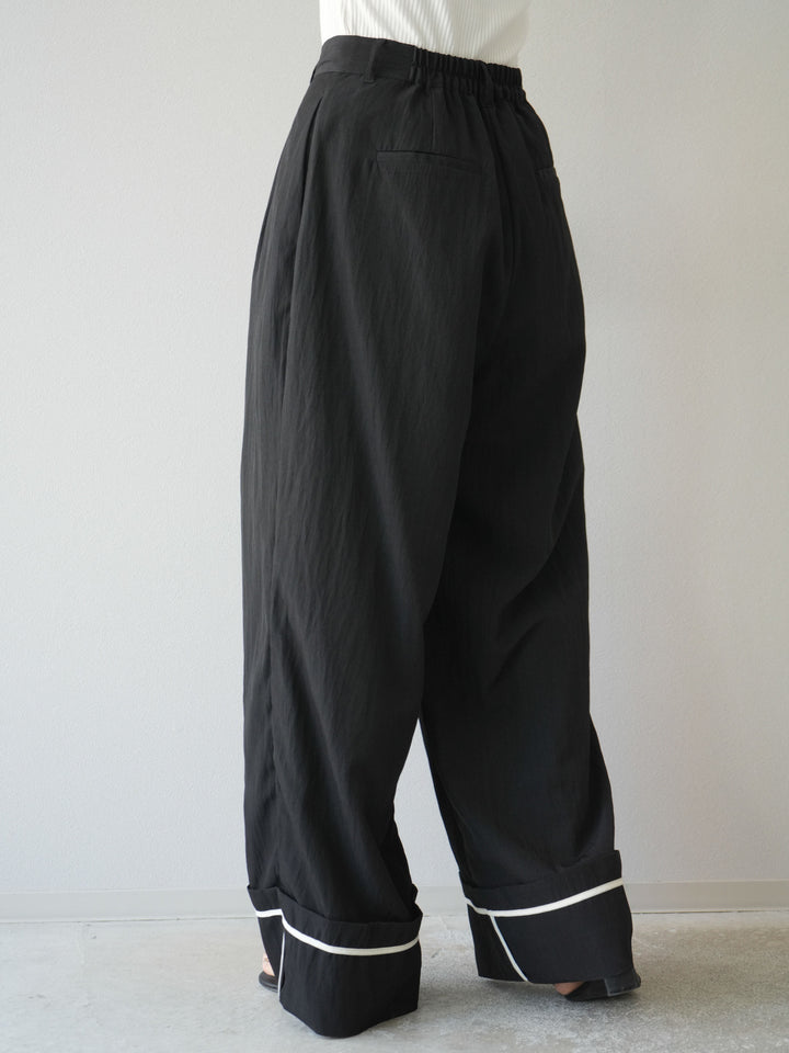 【預購】仿亞麻下擺迴力寬褲/黑色