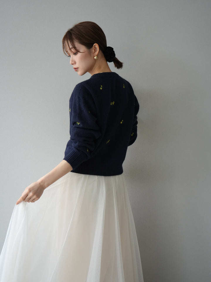 [予約]フラワー刺繍ニットカーディガン/ネイビー