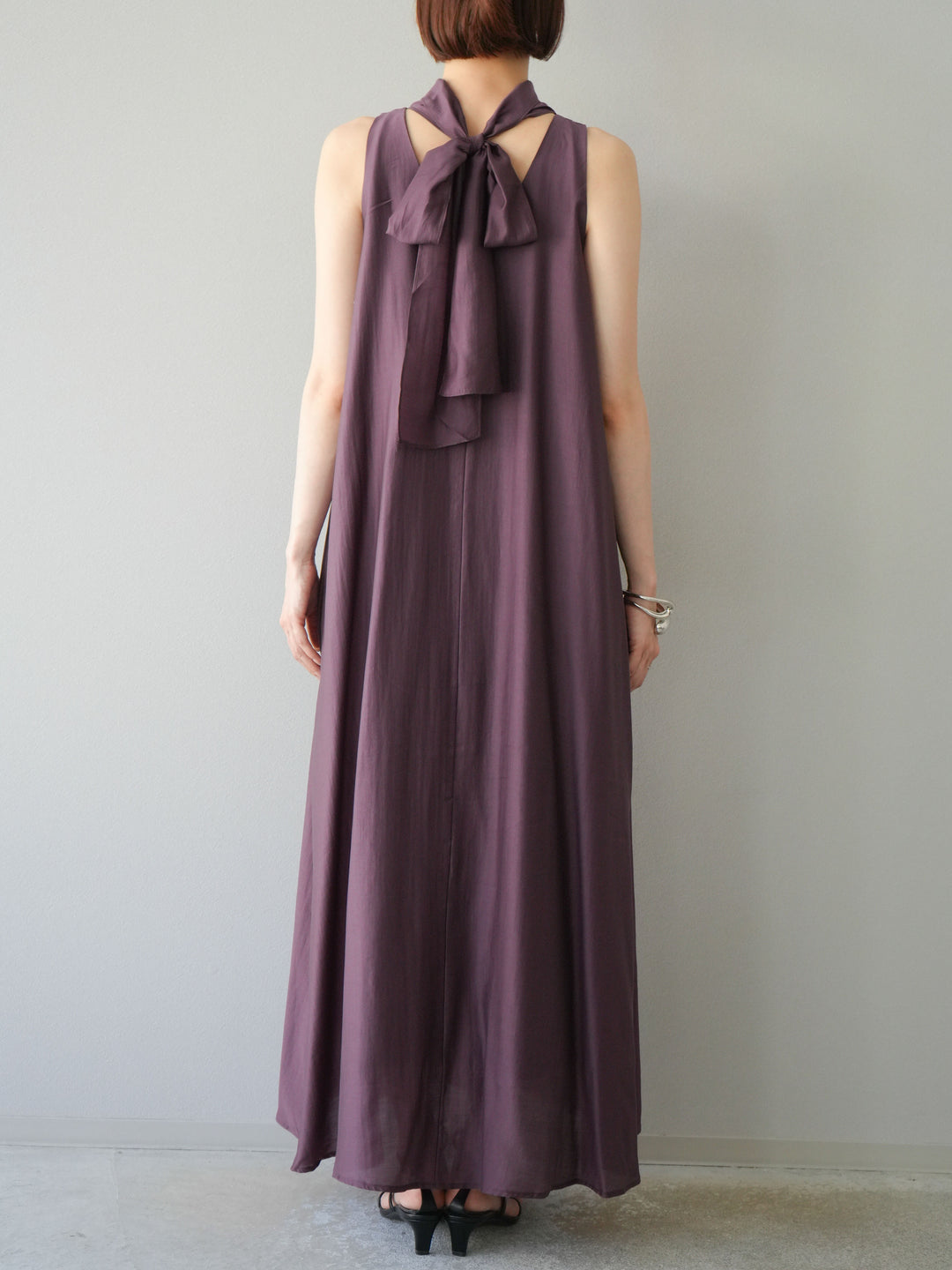 [予約]シアーホルターバックオープンワンピース/ボルドー