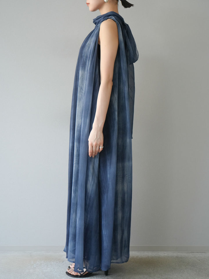 [預購] 精緻圖案掛脖透視洋裝/海軍藍