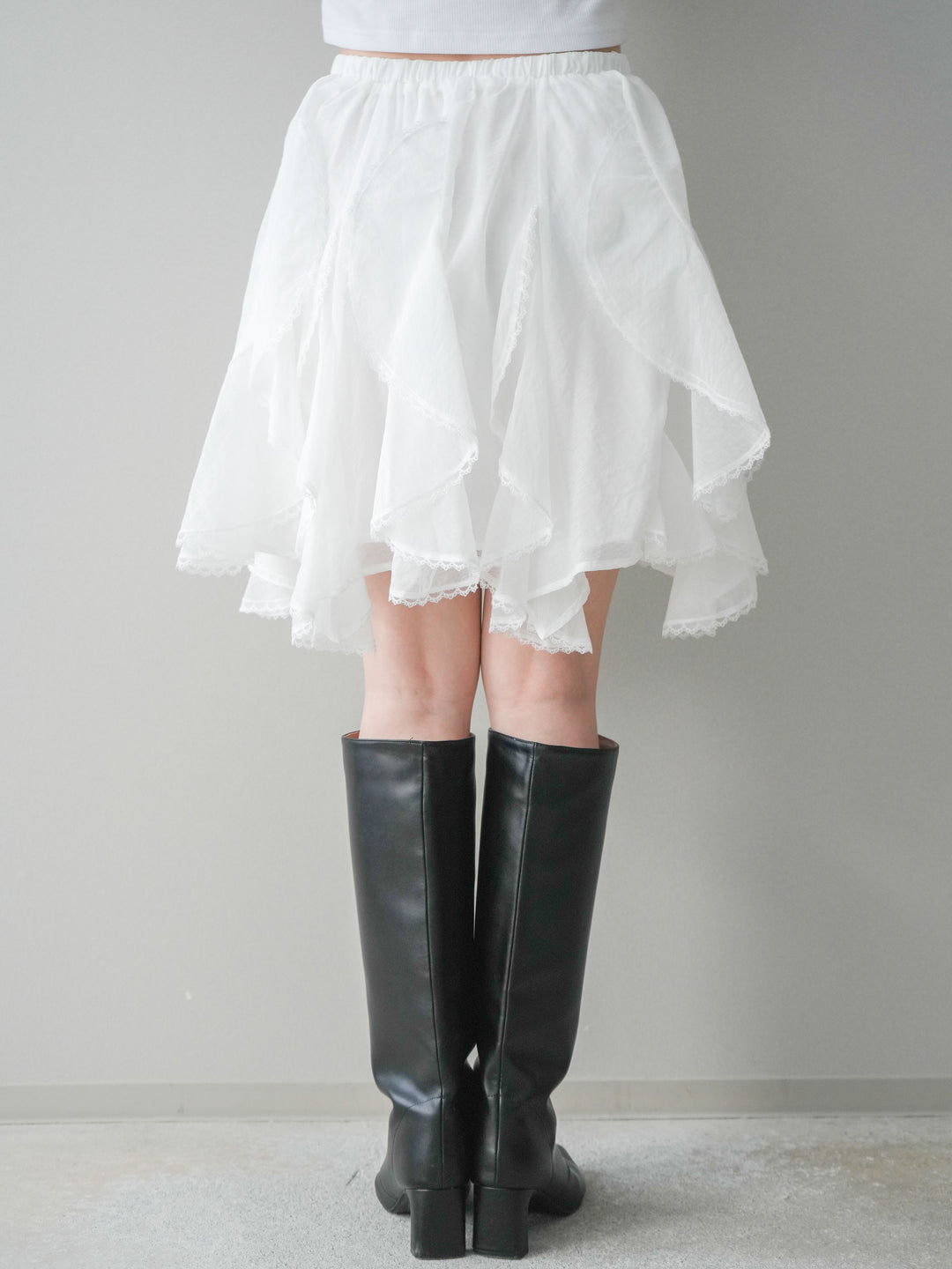 [予約]ラッフルレースミニスカート/white