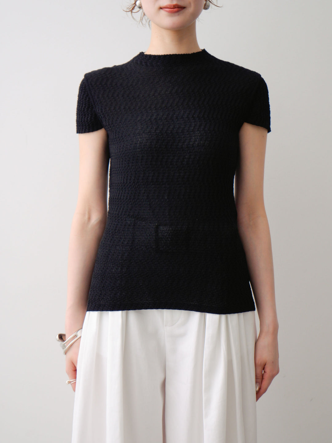 [予約]ウェーブハイネックフレンチニットトップス/black