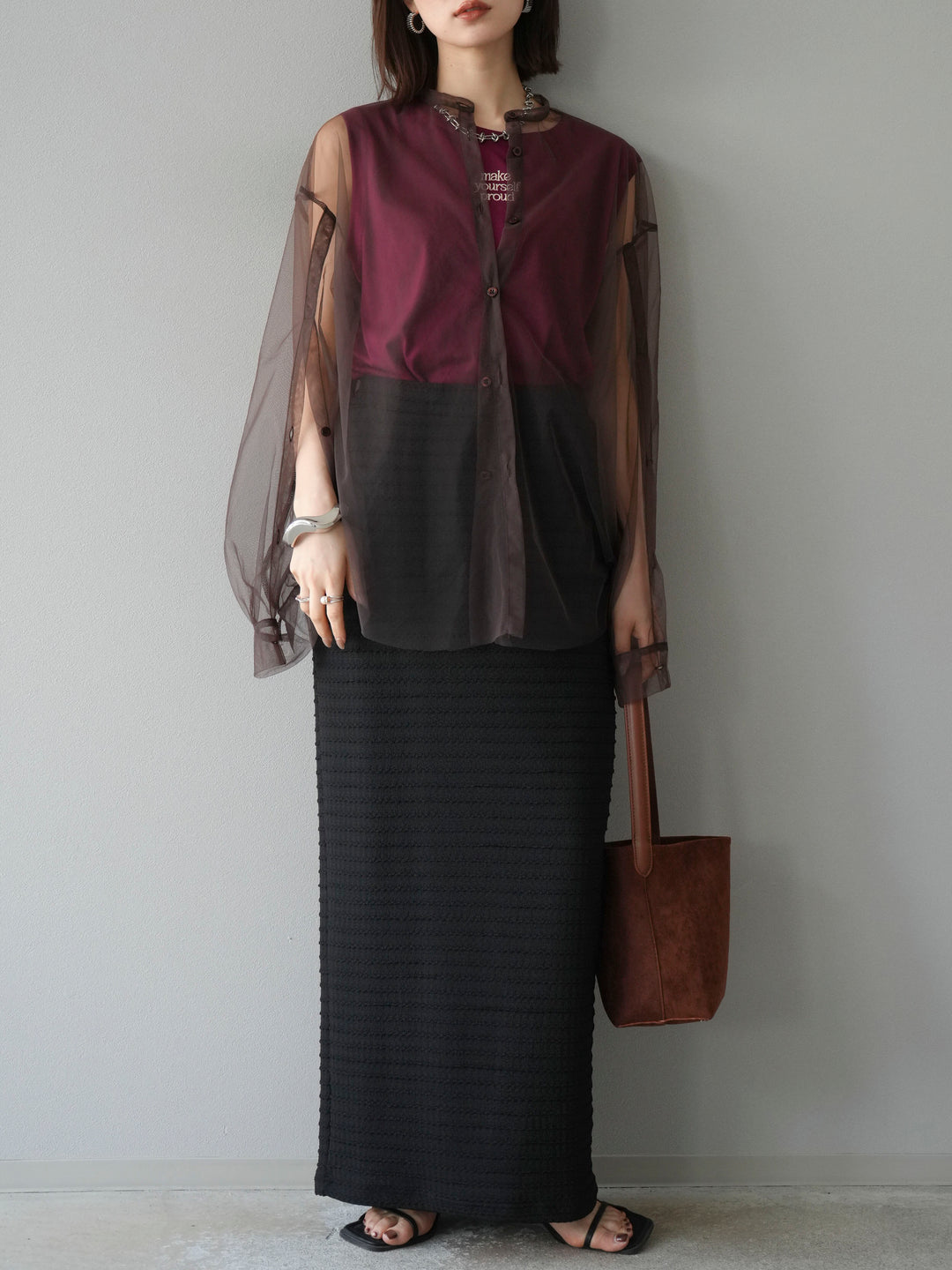 [予約]ロゴ刺繍ノースリートップス/ボルドー