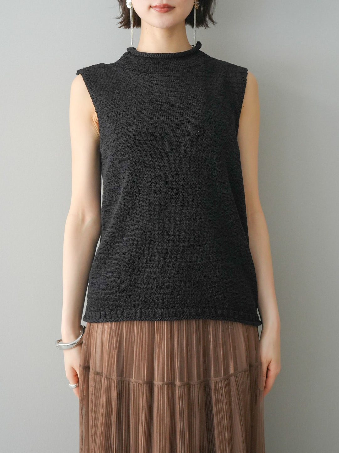 [予約]ノースリーブリネンタッチシアーニットプルオーバー/black