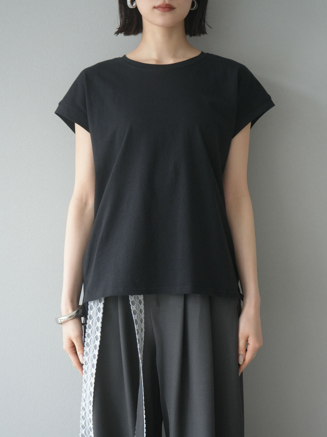 【預購】法式袖T卹/黑色