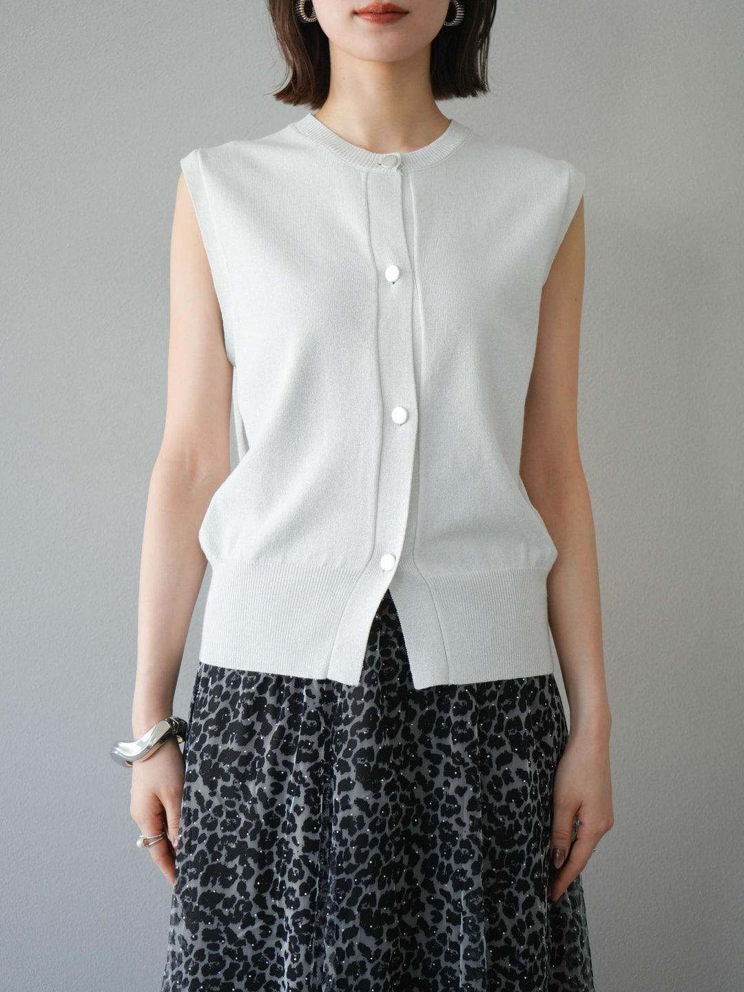 【預購】金銀線針織背心/白色