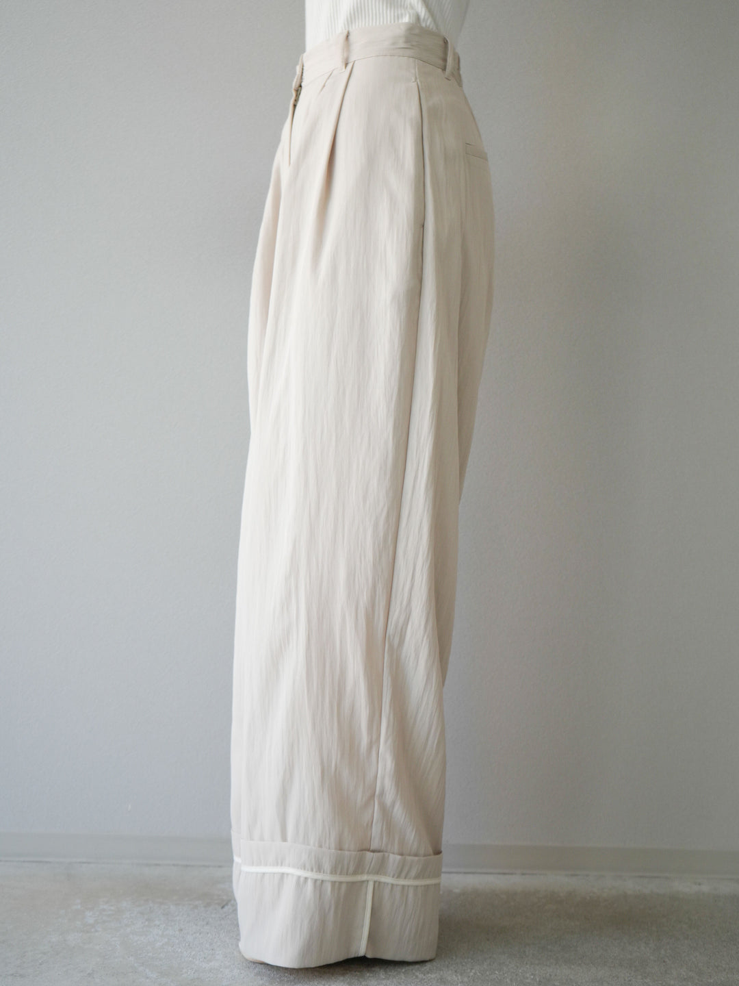 【預購】仿麻下擺寬褲/米白色