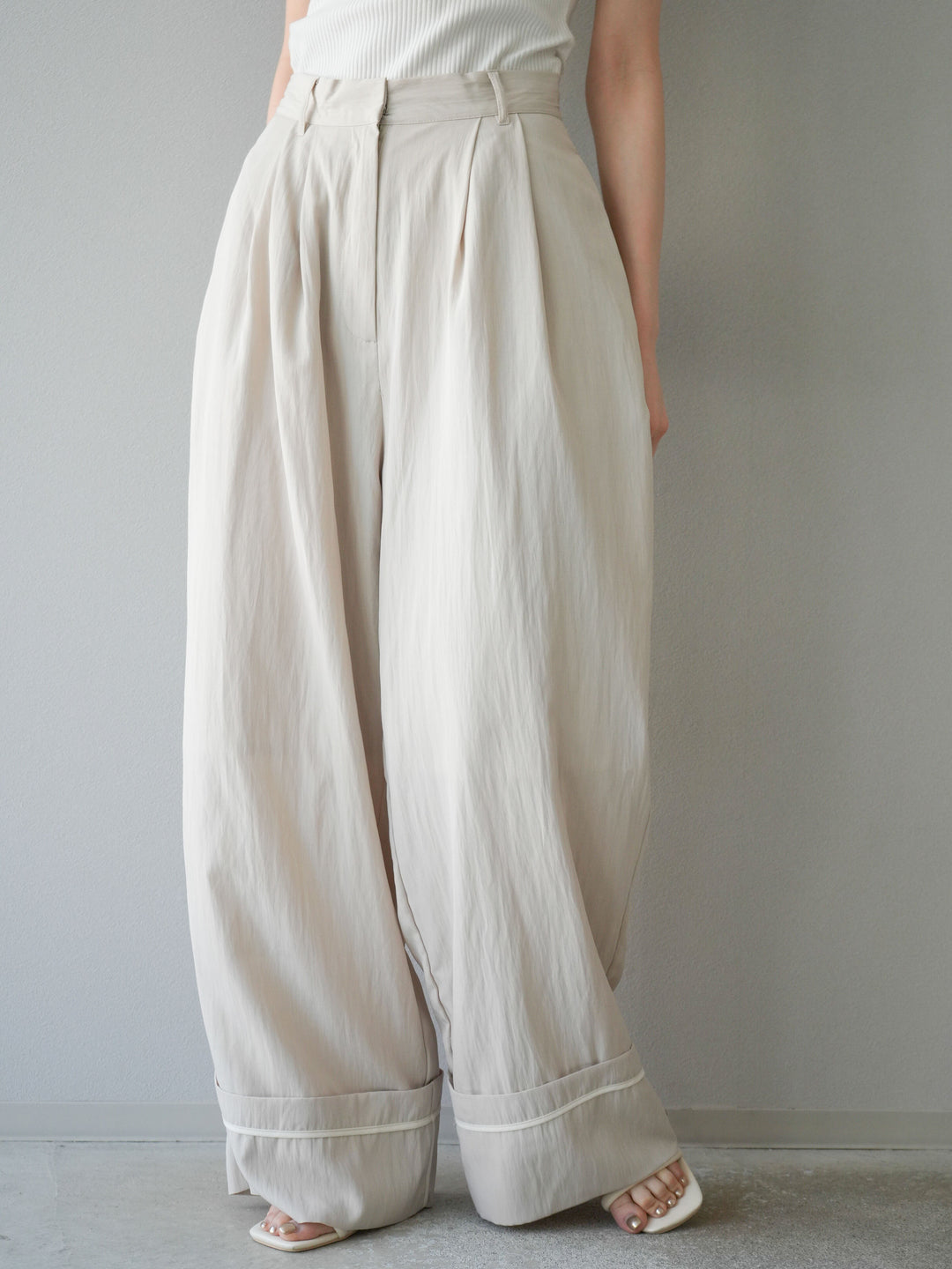 【預購】仿麻下擺寬褲/米白色