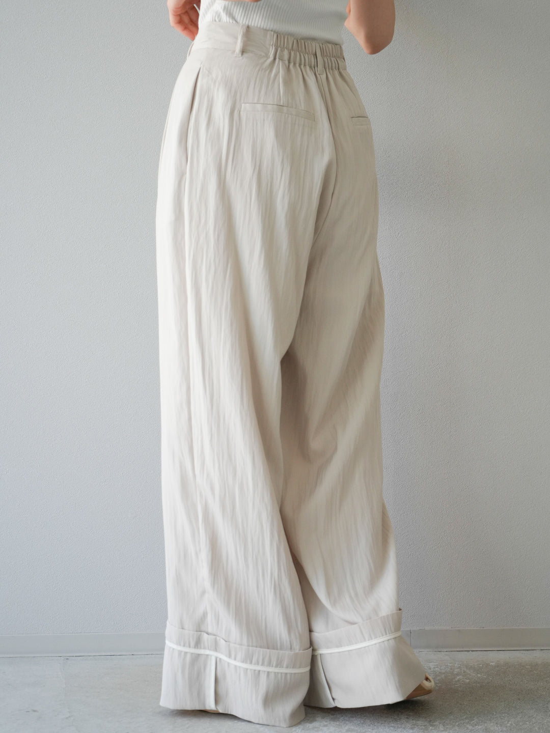 【預購】仿麻下擺寬褲/米白色