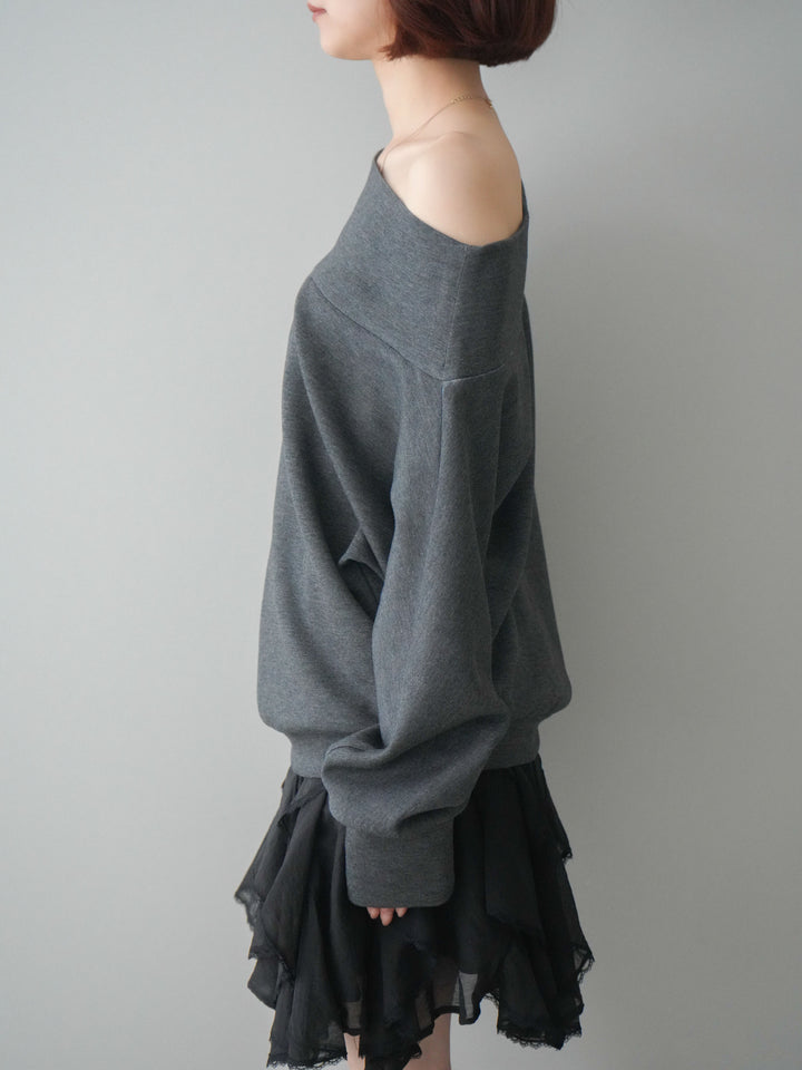 [予約]アシンメトリーオフショルポンチプルオーバー/charcoal
